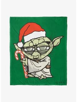 Star Wars Yoda Festive Throw Blanket